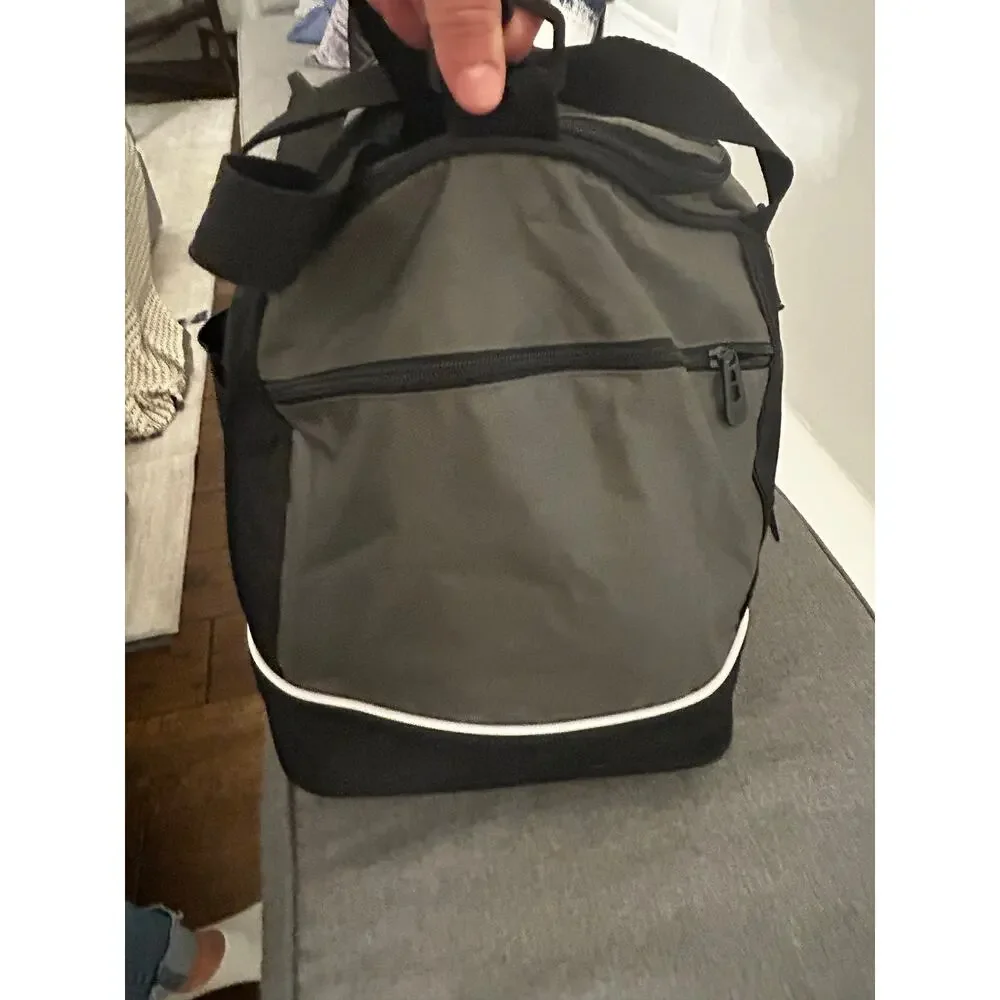 RARE Citigroup Smith Barney Bankers Tote Travel Gym Bag Duffel Black Grey